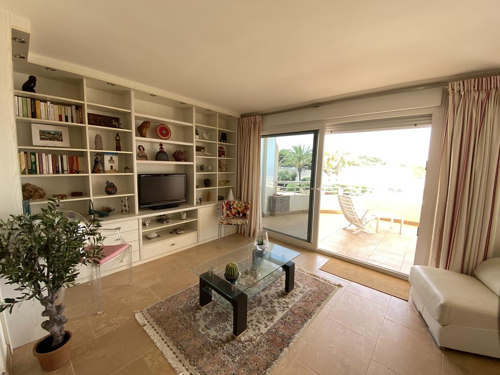 Apartamento en primera línea de mar con puesta de sol