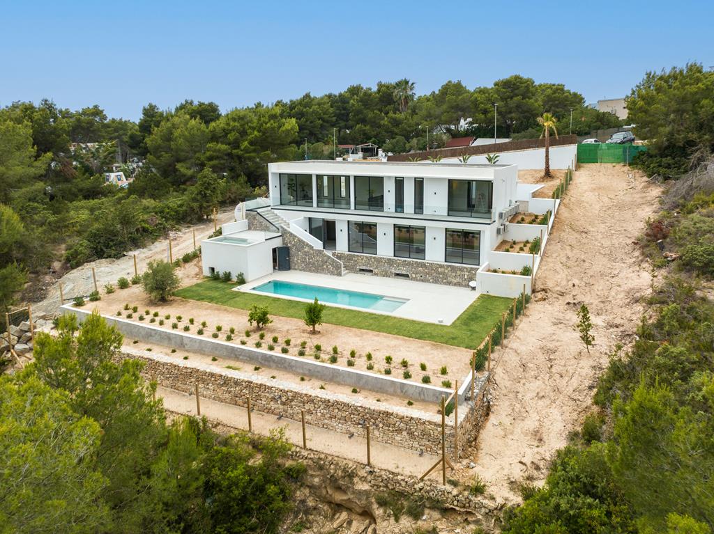 Luxurious new construction villa 400m from Cala Tarida with incredible views